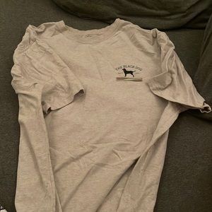 Black dog tshirt size medium